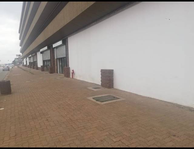 RETAIL PROPERTY TO RENT IN SELBY